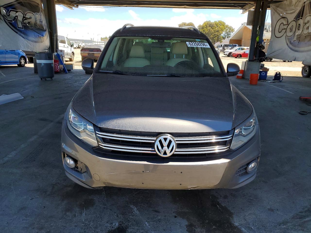 2013 Volkswagen Tiguan S Серый vin: WVGAV3AX4DW616558