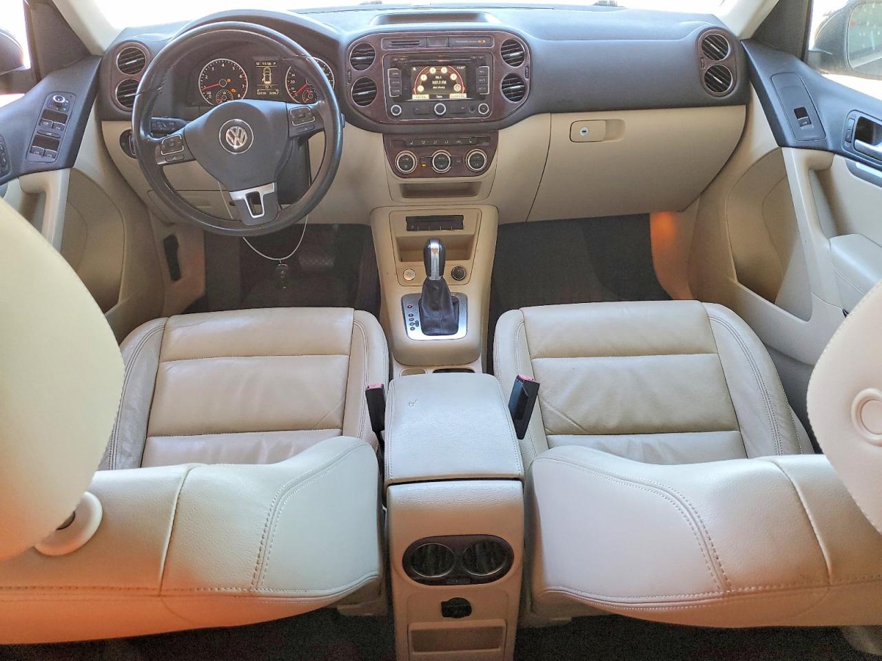 2013 Volkswagen Tiguan S Серый vin: WVGAV3AX4DW616558