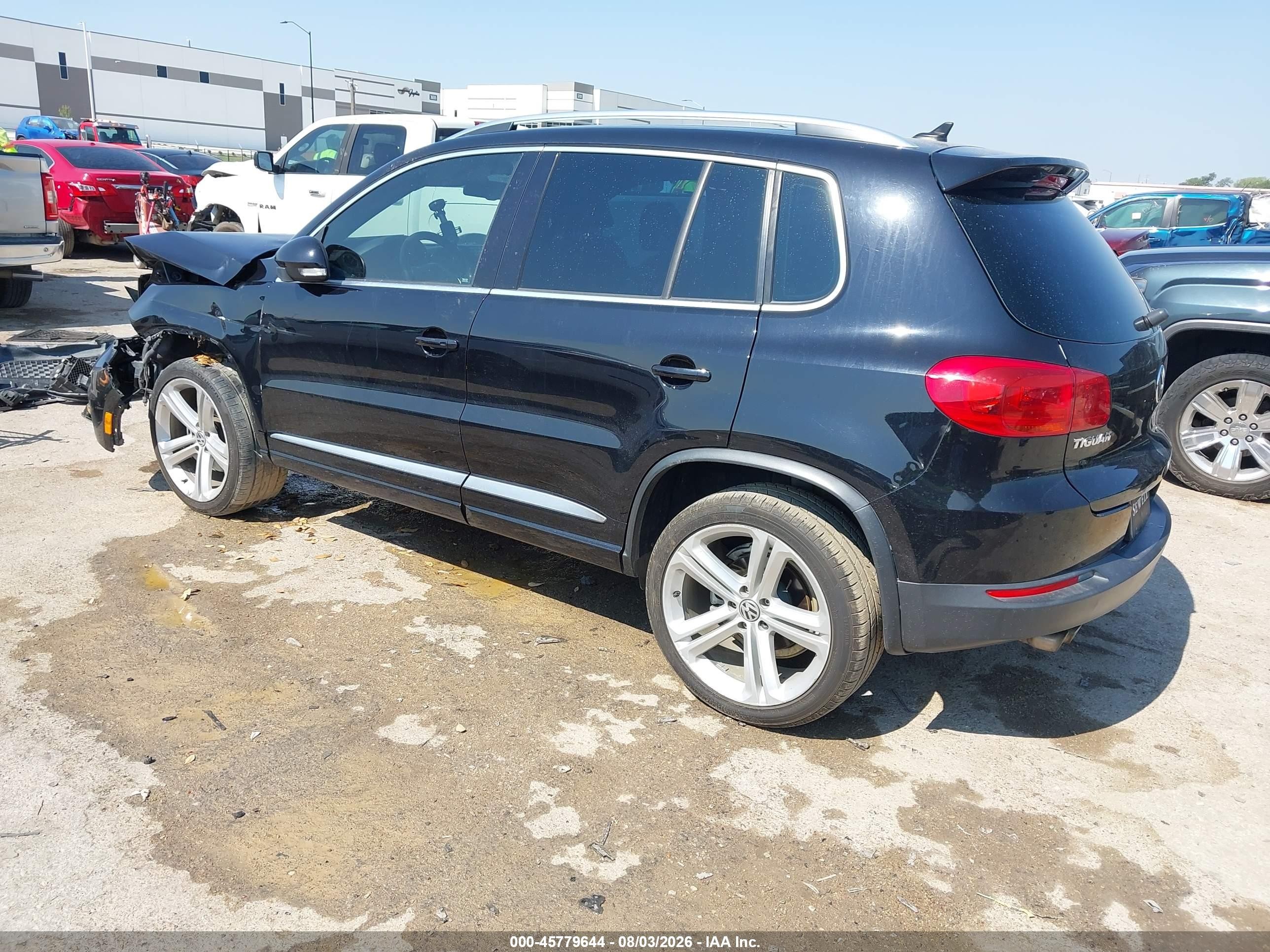 2014 Volkswagen Tiguan R-line Black vin: WVGAV3AX4EW054551