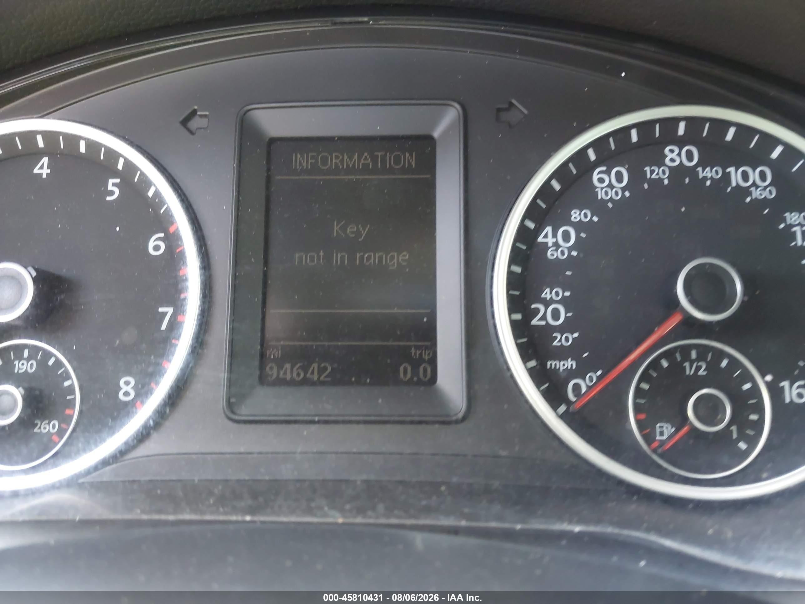 2014 Volkswagen Tiguan R-line Silver vin: WVGAV3AX4EW063895