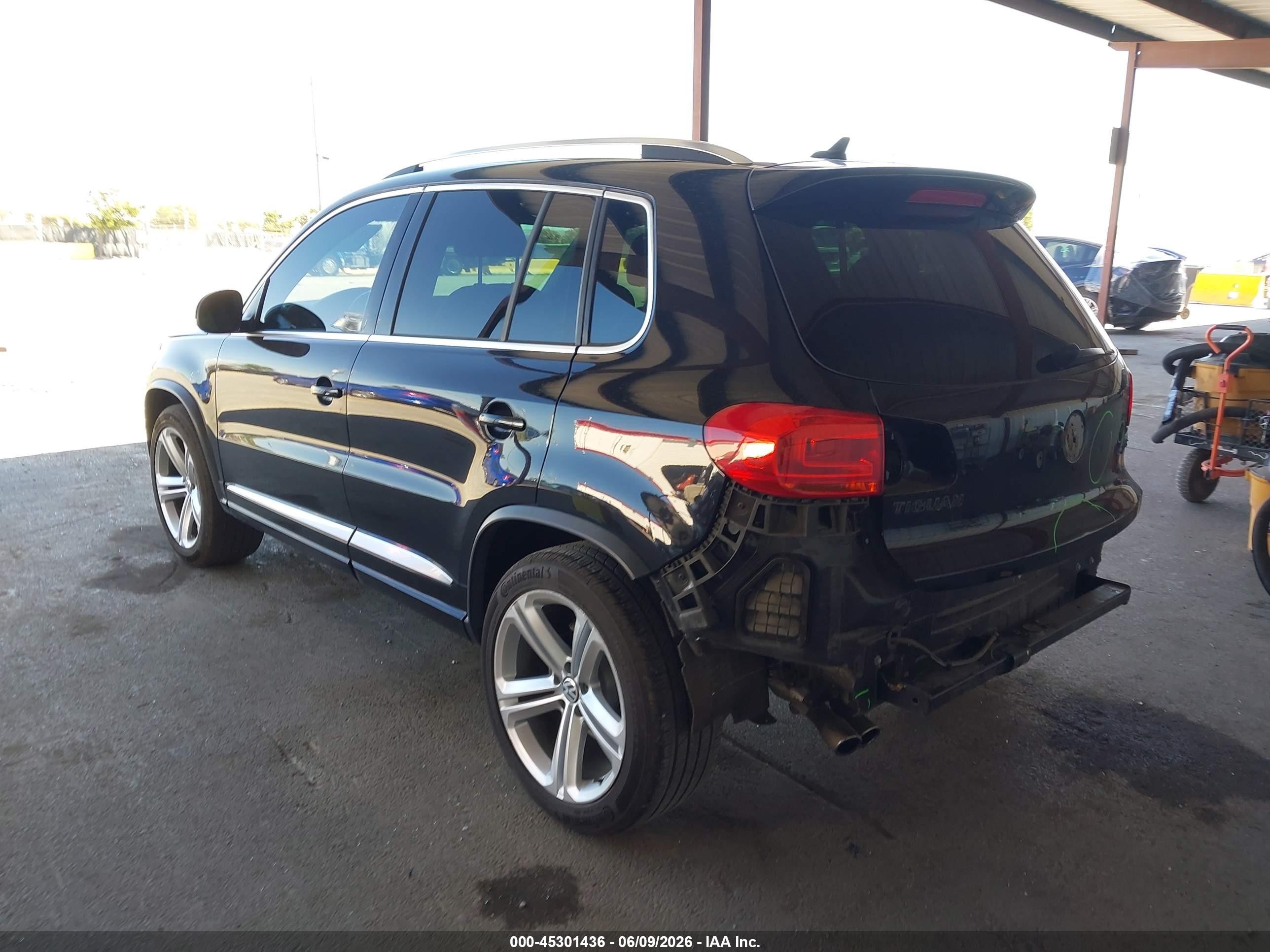 2014 Volkswagen Tiguan R-line Black vin: WVGAV3AX4EW109788