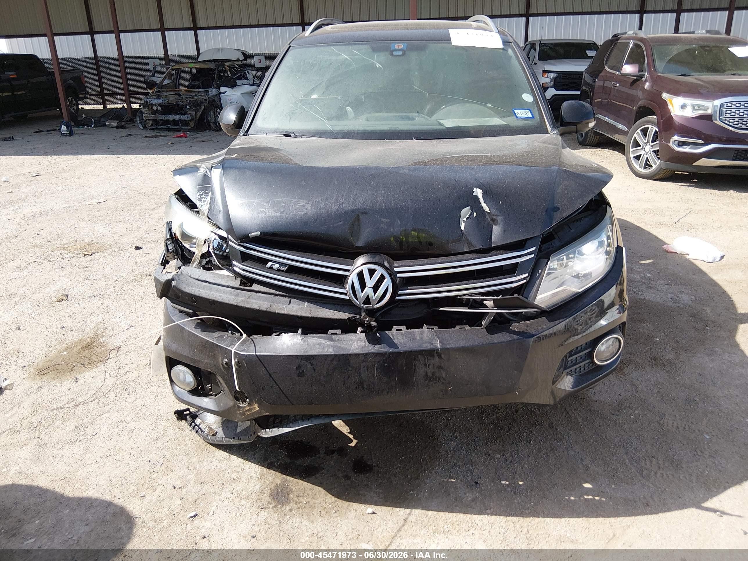 2014 Volkswagen Tiguan R-line Black vin: WVGAV3AX4EW537697