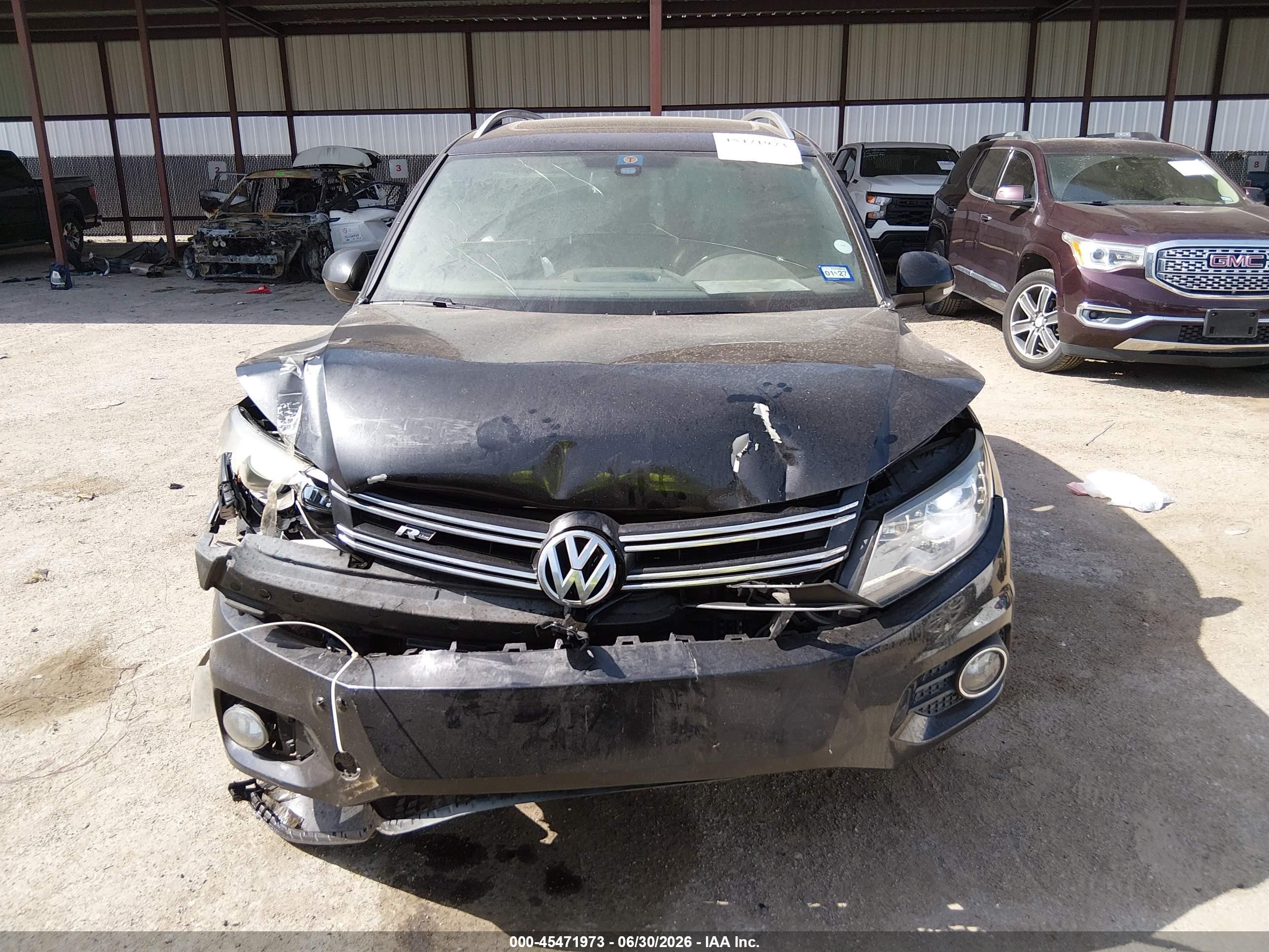 2014 Volkswagen Tiguan R-line Black vin: WVGAV3AX4EW537697