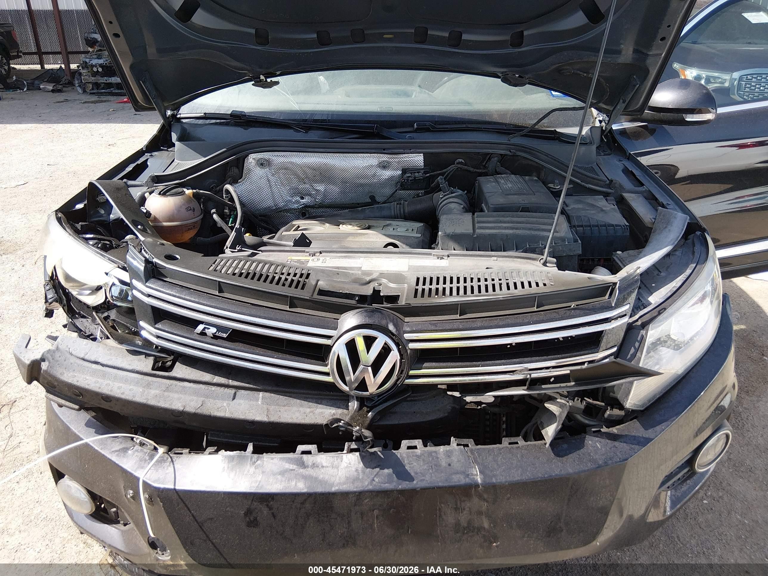 2014 Volkswagen Tiguan R-line Black vin: WVGAV3AX4EW537697