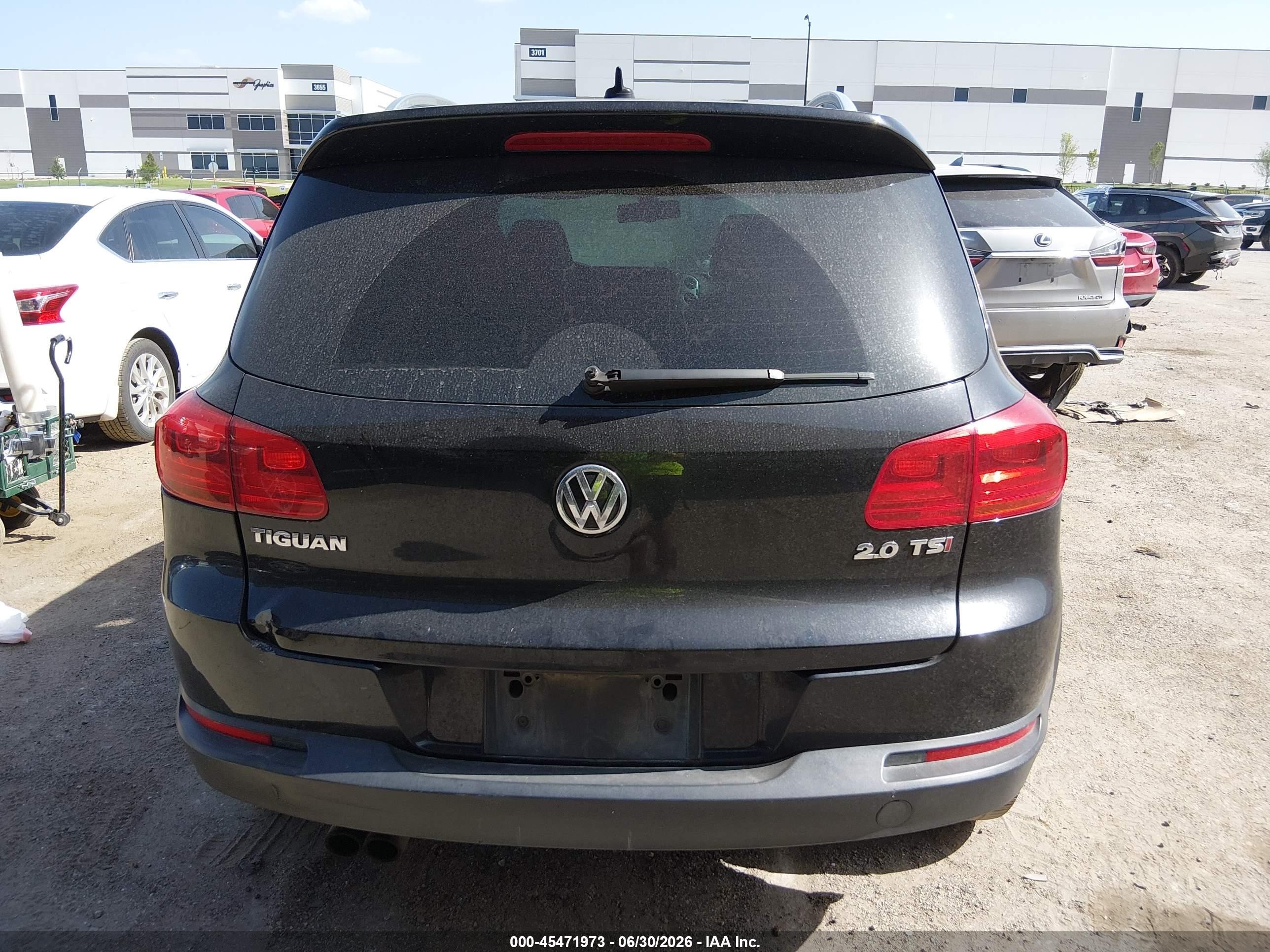 2014 Volkswagen Tiguan R-line Black vin: WVGAV3AX4EW537697
