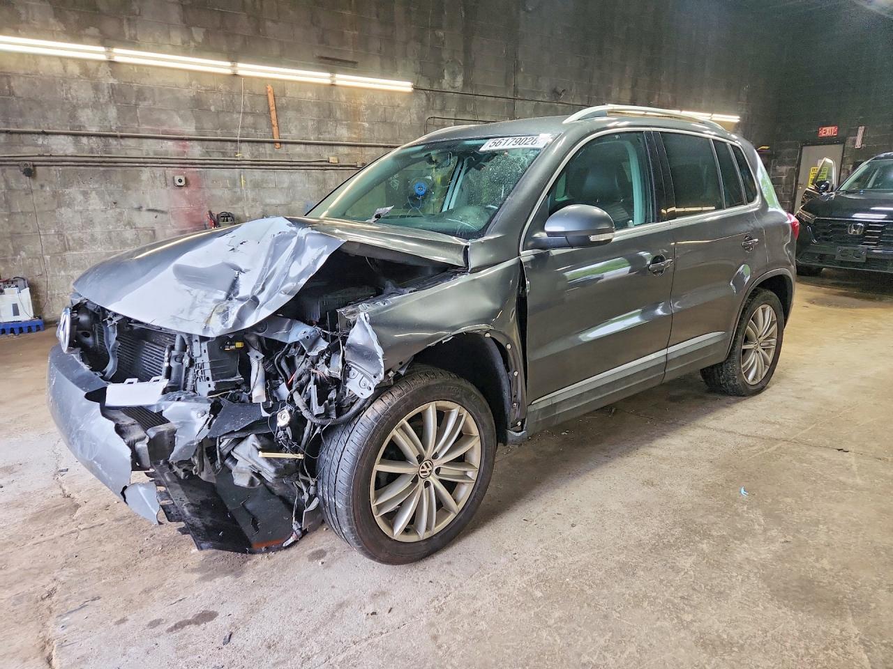 2014 Volkswagen Tiguan S Gray vin: WVGAV3AX4EW616514
