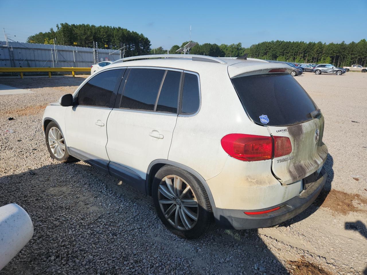 2014 Volkswagen Tiguan S White vin: WVGAV3AX4EW624029