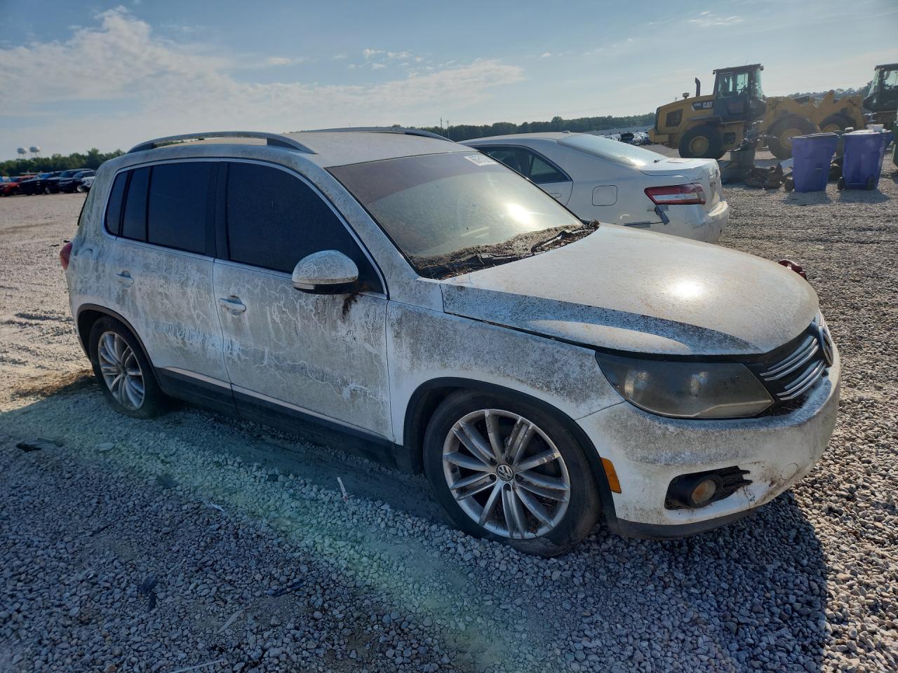 2014 Volkswagen Tiguan S White vin: WVGAV3AX4EW624029