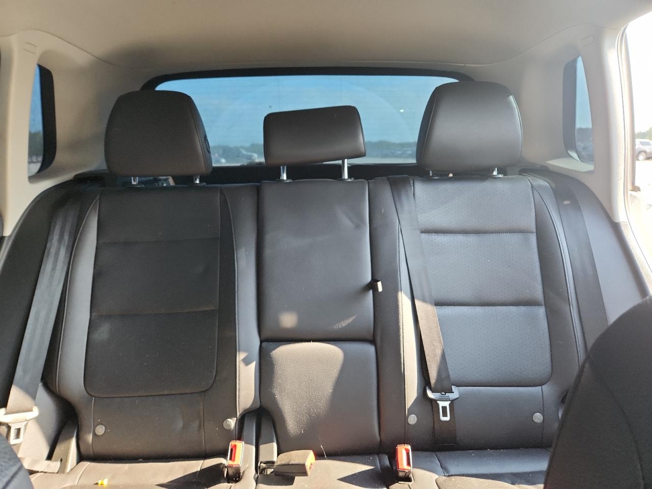 2014 Volkswagen Tiguan S White vin: WVGAV3AX4EW624029