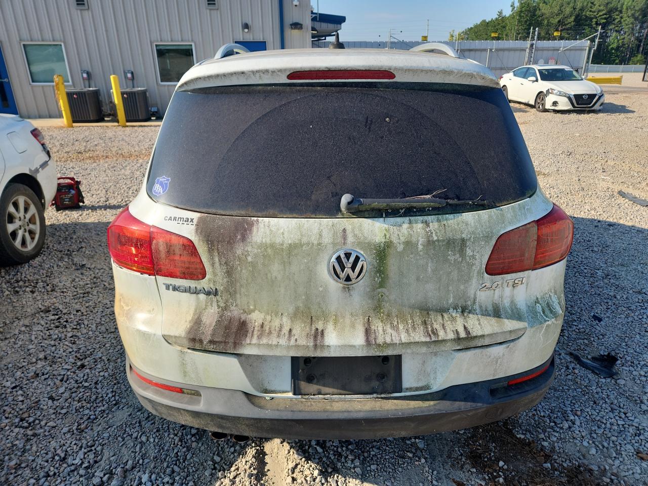 2014 Volkswagen Tiguan S White vin: WVGAV3AX4EW624029