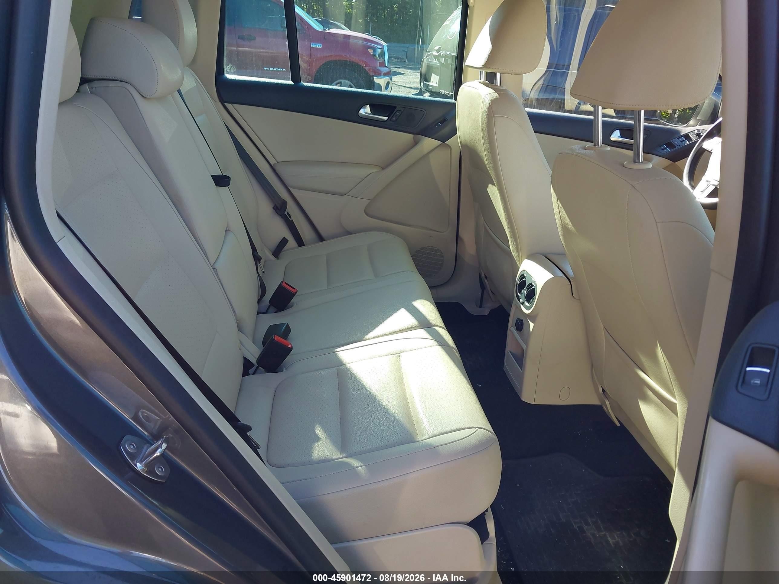 2014 Volkswagen Tiguan Se Gray vin: WVGAV3AX5EW518835