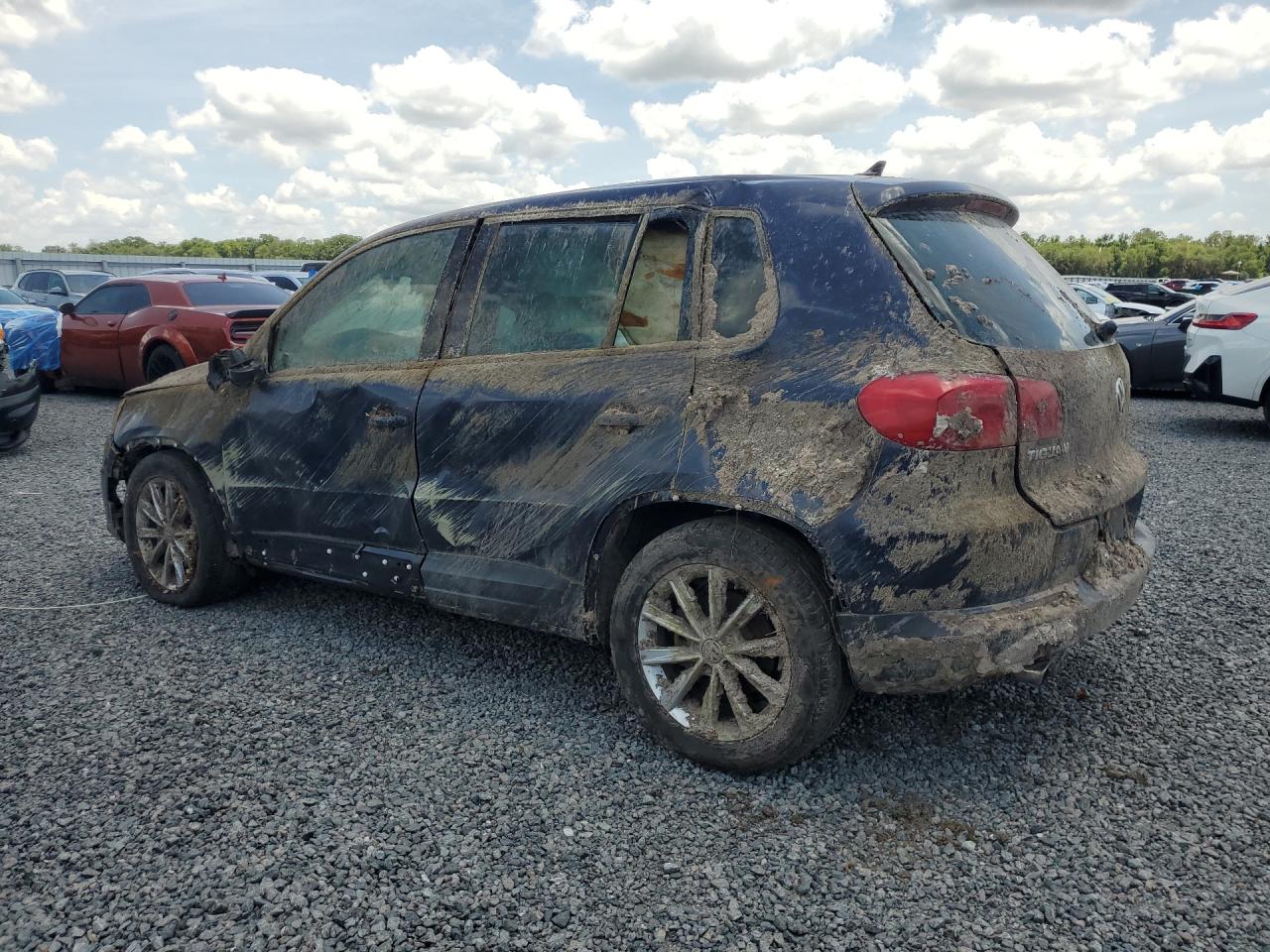 2014 Volkswagen Tiguan S Gray vin: WVGAV3AX5EW519368