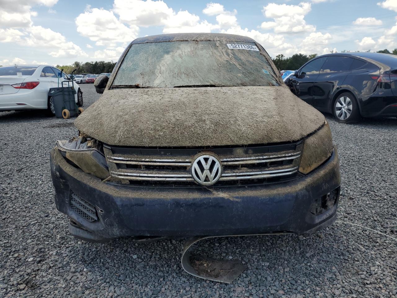 2014 Volkswagen Tiguan S Gray vin: WVGAV3AX5EW519368