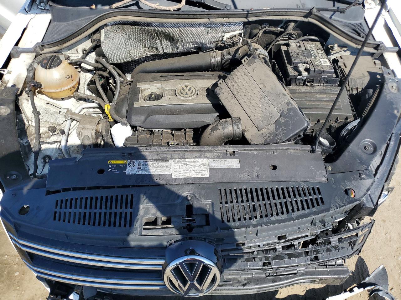 2014 Volkswagen Tiguan S White vin: WVGAV3AX5EW536123