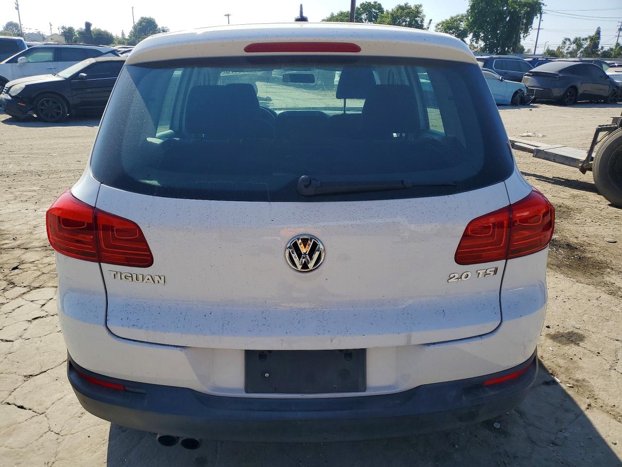 2014 Volkswagen Tiguan S White vin: WVGAV3AX5EW536123