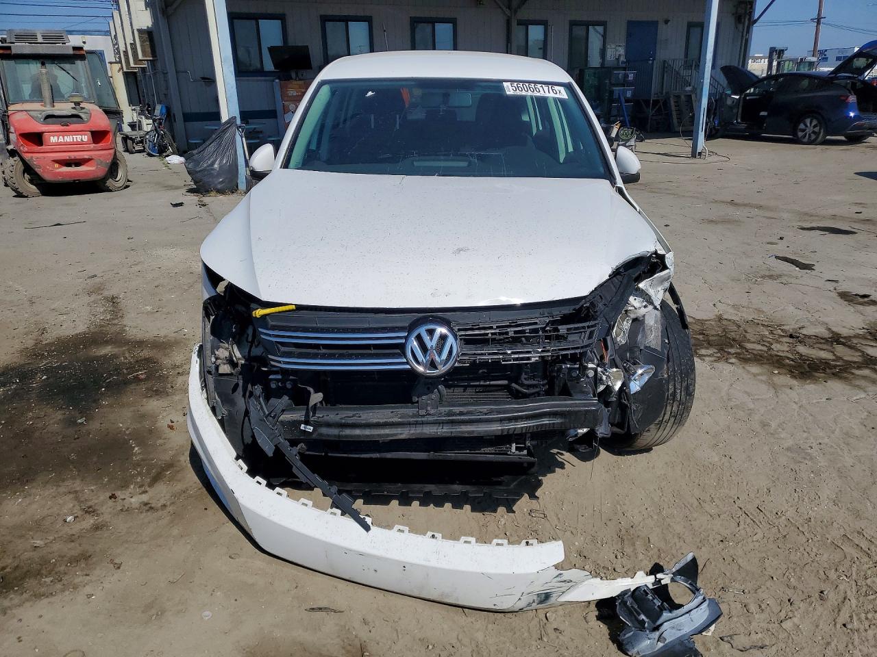 2014 Volkswagen Tiguan S White vin: WVGAV3AX5EW536123