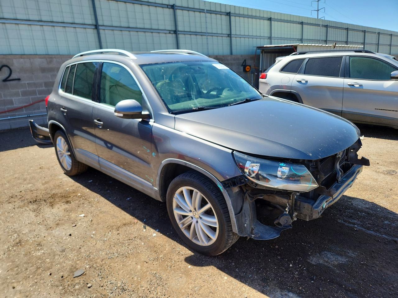 2013 Volkswagen Tiguan S Gray vin: WVGAV3AX6DW572241
