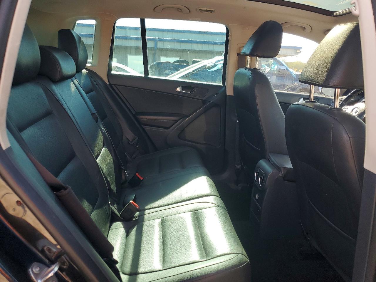 2013 Volkswagen Tiguan S Black vin: WVGAV3AX6DW598659