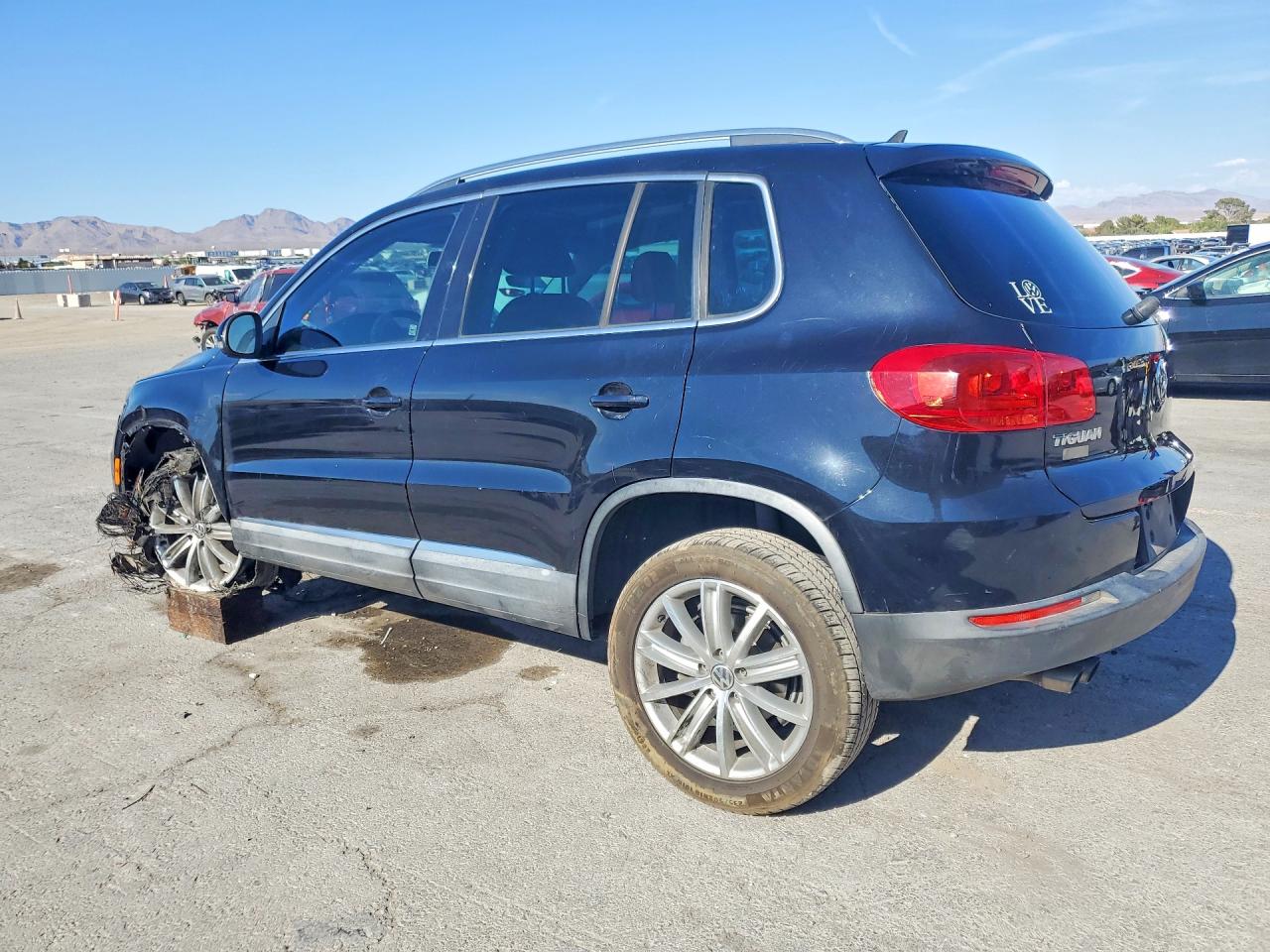 2013 Volkswagen Tiguan S Black vin: WVGAV3AX6DW598659