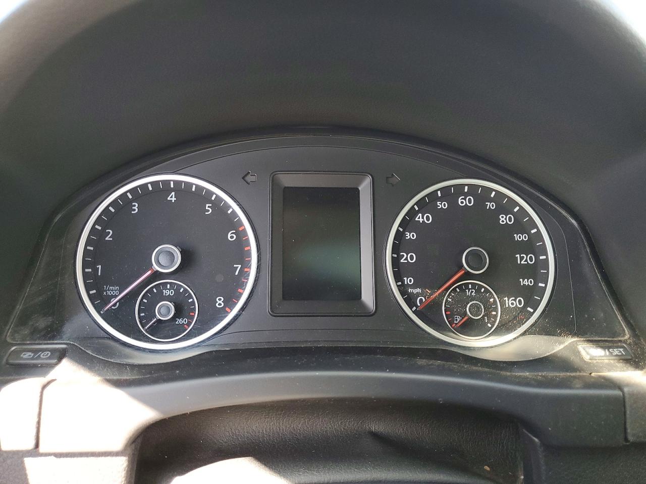 2013 Volkswagen Tiguan S Черный vin: WVGAV3AX6DW598659
