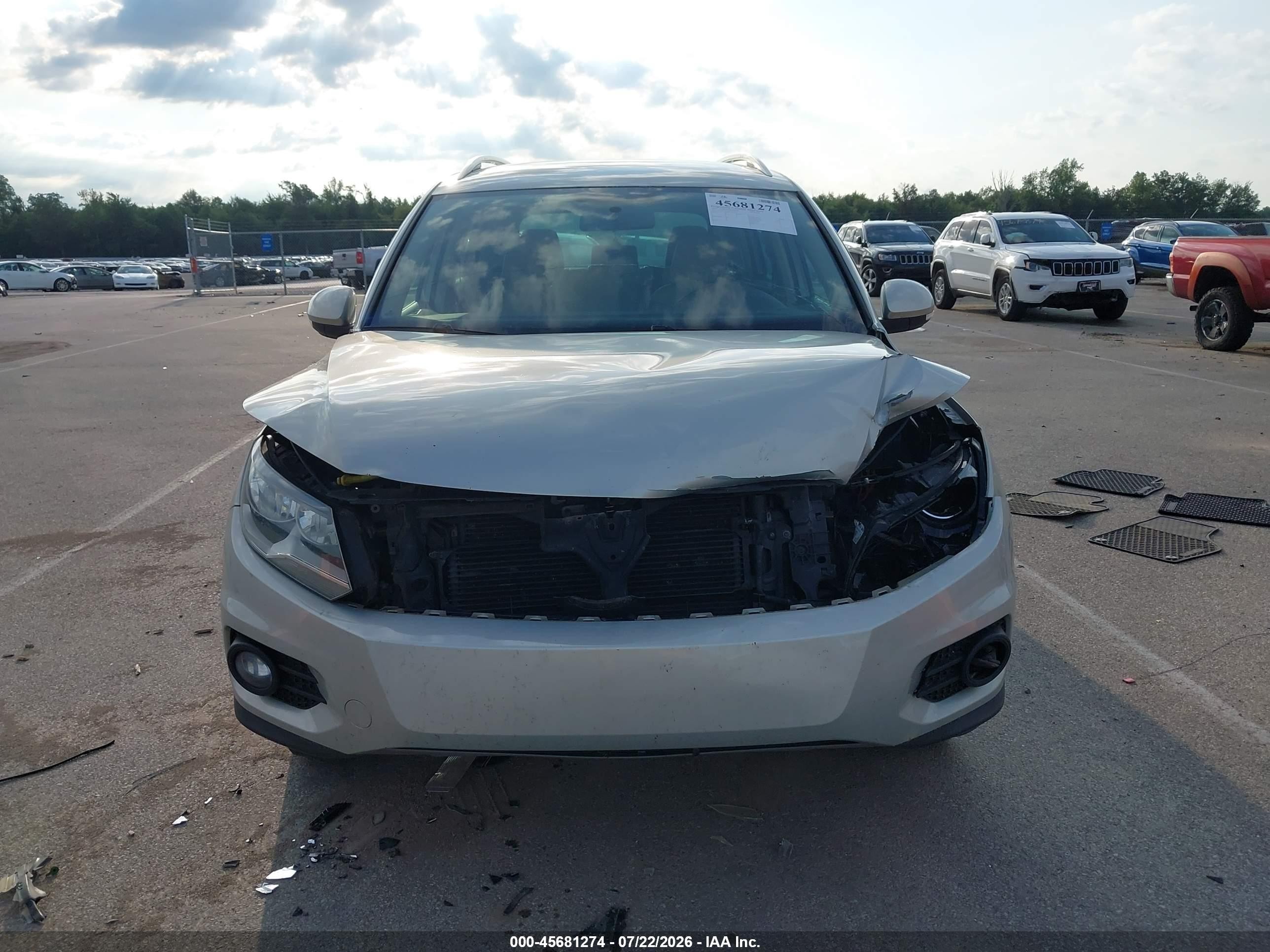 2014 Volkswagen Tiguan Se Silver vin: WVGAV3AX6EW521422