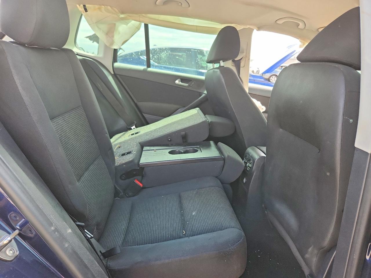 2014 Volkswagen Tiguan S/se/sel/r-line Blue vin: WVGAV3AX6EW548250