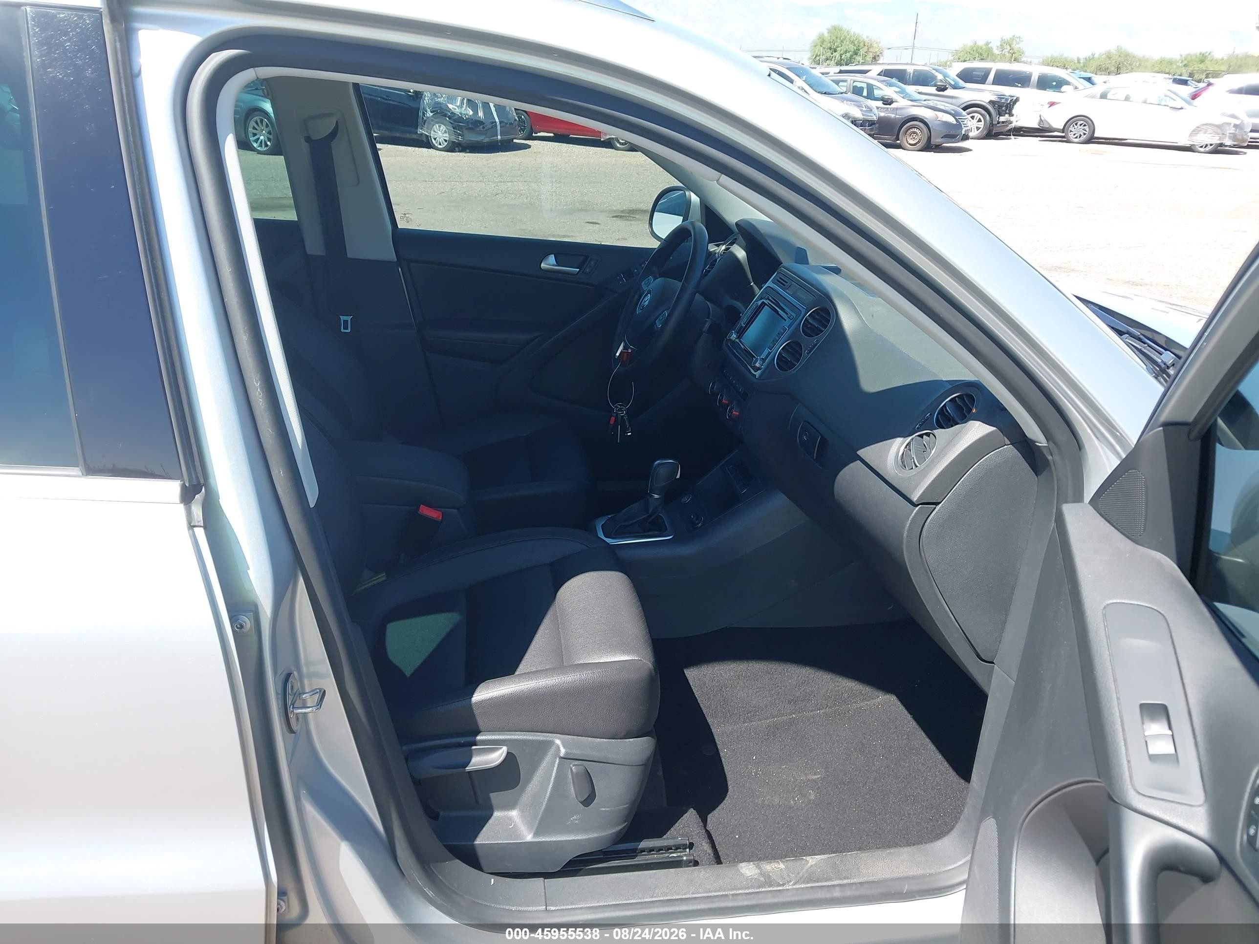 2014 Volkswagen Tiguan Se Серебряный vin: WVGAV3AX6EW562892