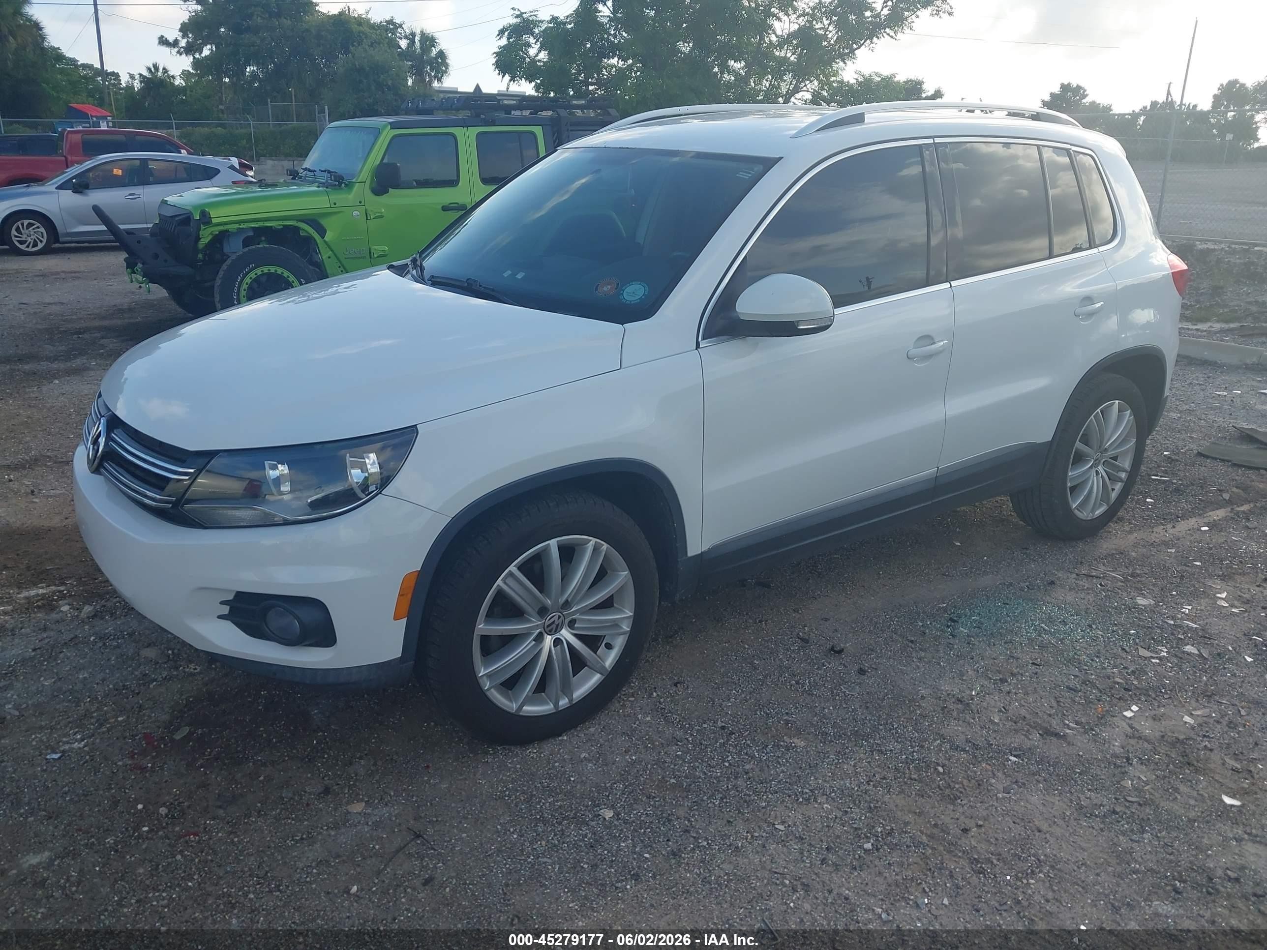 2014 Volkswagen Tiguan Se Белый vin: WVGAV3AX6EW572824