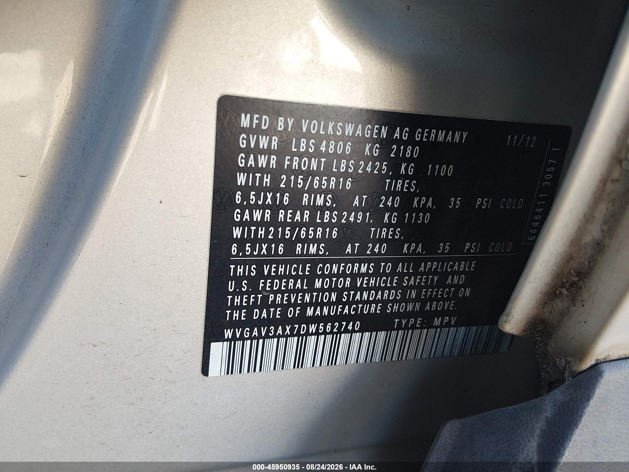 2013 Volkswagen Tiguan S Silver vin: WVGAV3AX7DW562740