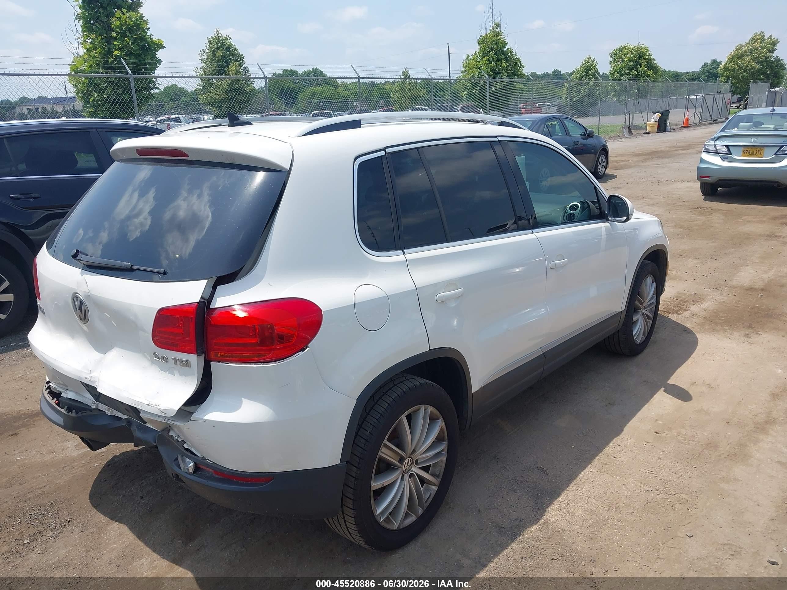 2013 Volkswagen Tiguan Se White vin: WVGAV3AX7DW563015