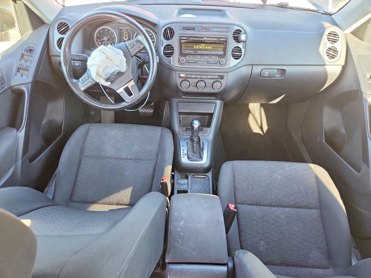 2013 Volkswagen Tiguan S Black vin: WVGAV3AX7DW567145