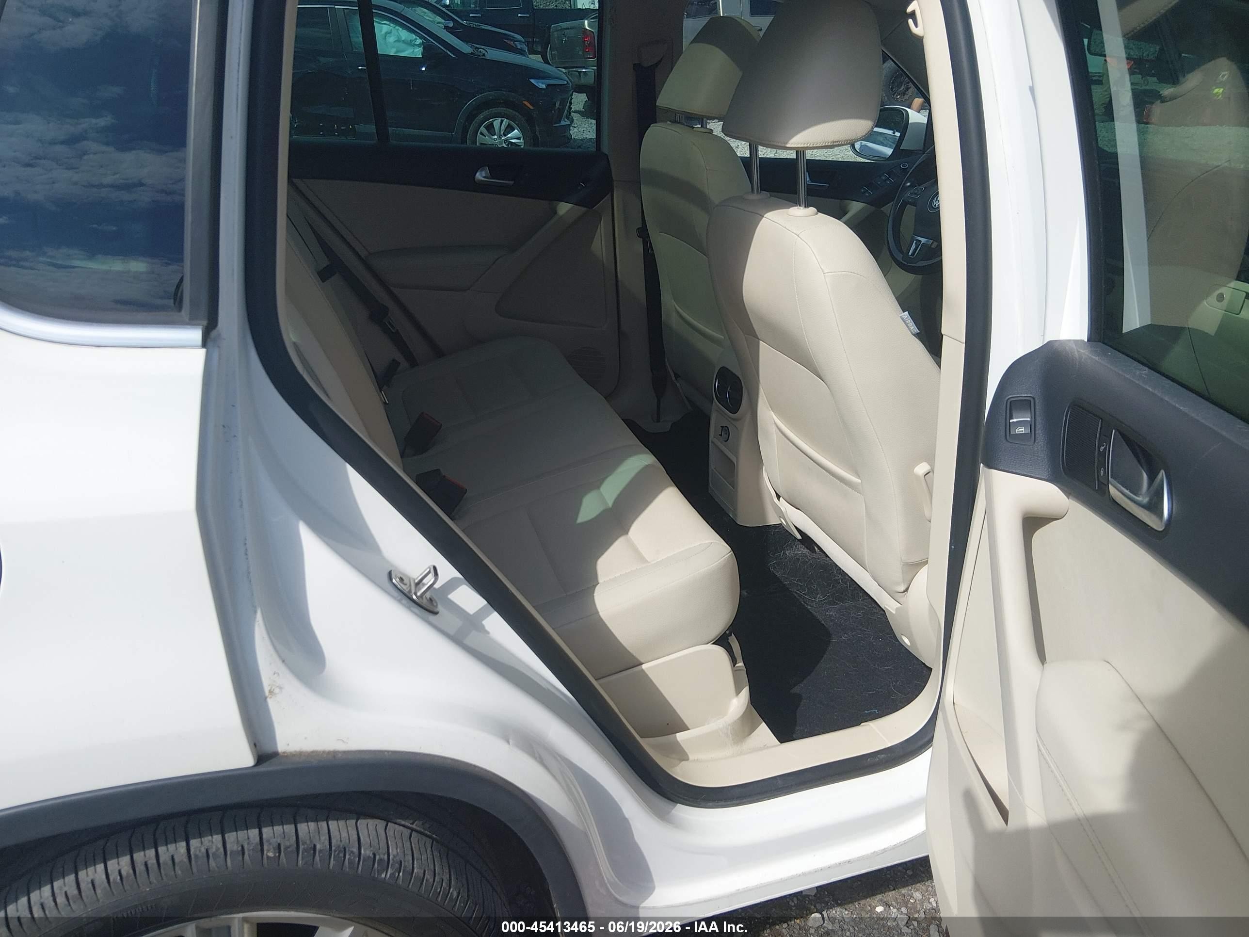 2013 Volkswagen Tiguan Se Белый vin: WVGAV3AX7DW577738