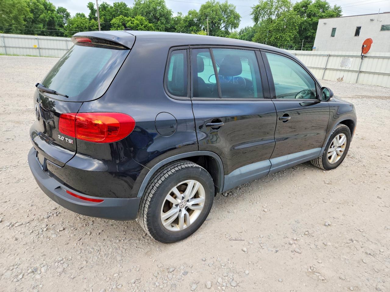 2013 Volkswagen Tiguan S Black vin: WVGAV3AX7DW592000