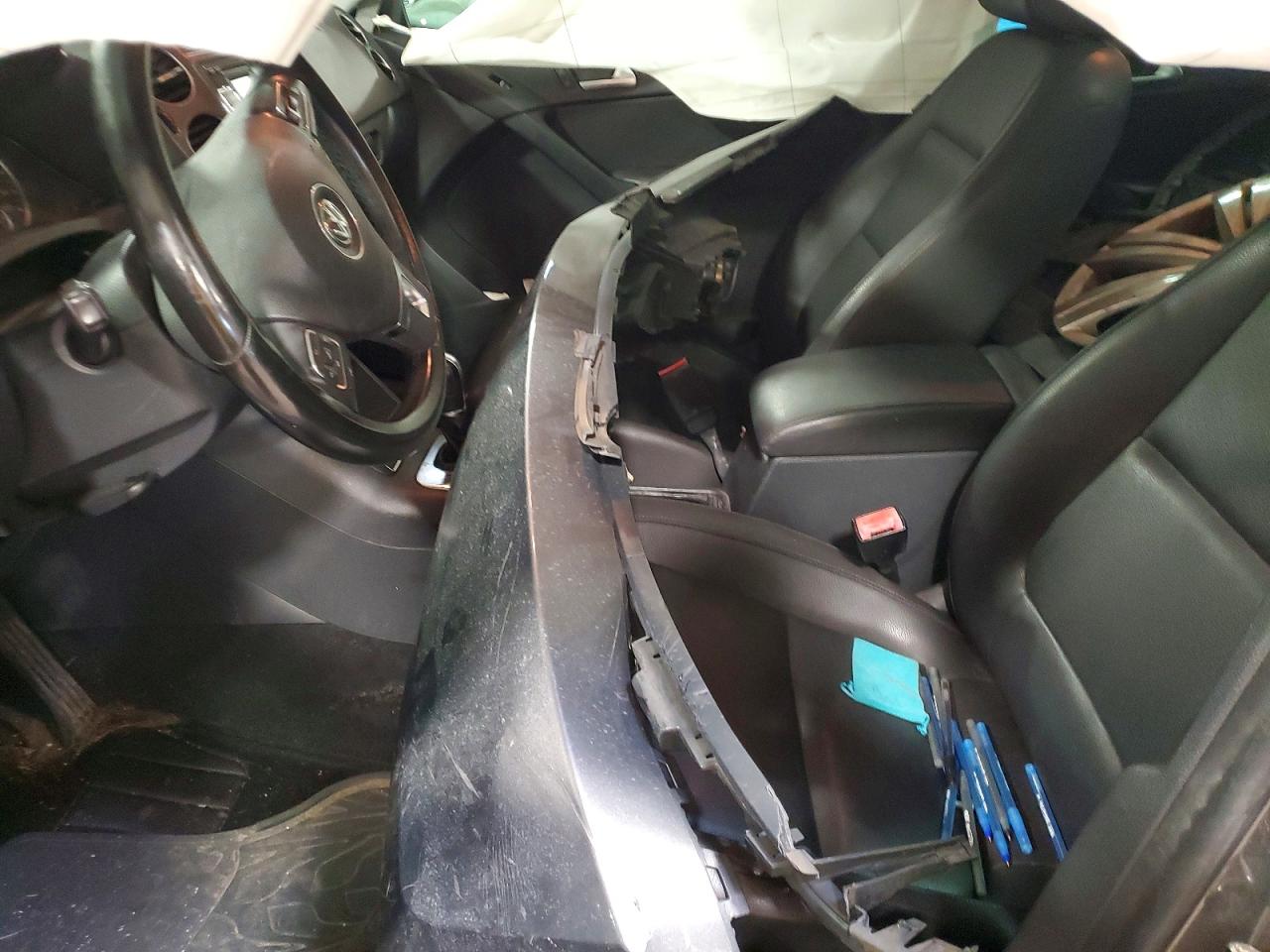 2013 Volkswagen Tiguan S Gray vin: WVGAV3AX7DW592613