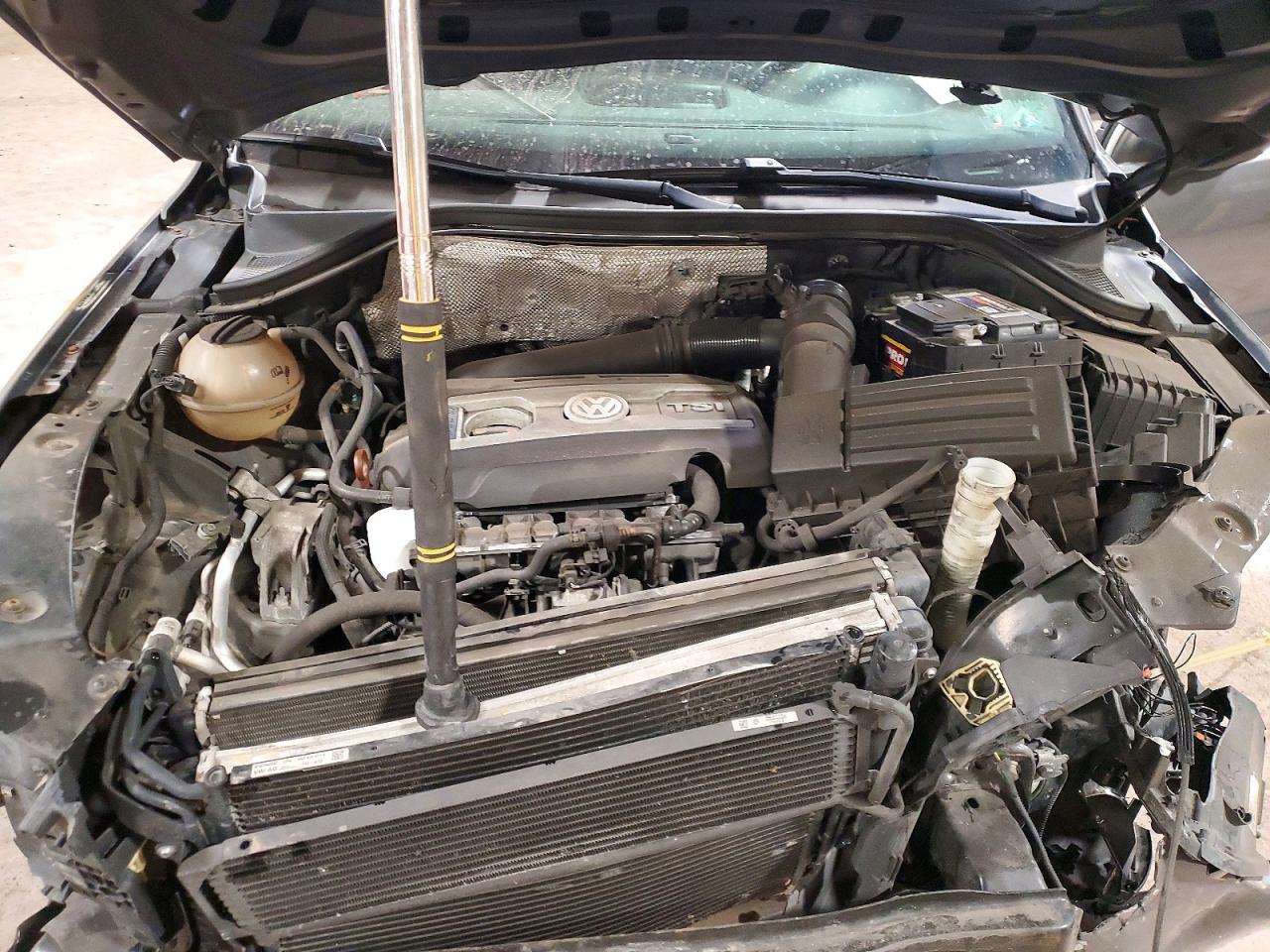 2013 Volkswagen Tiguan S Gray vin: WVGAV3AX7DW592613