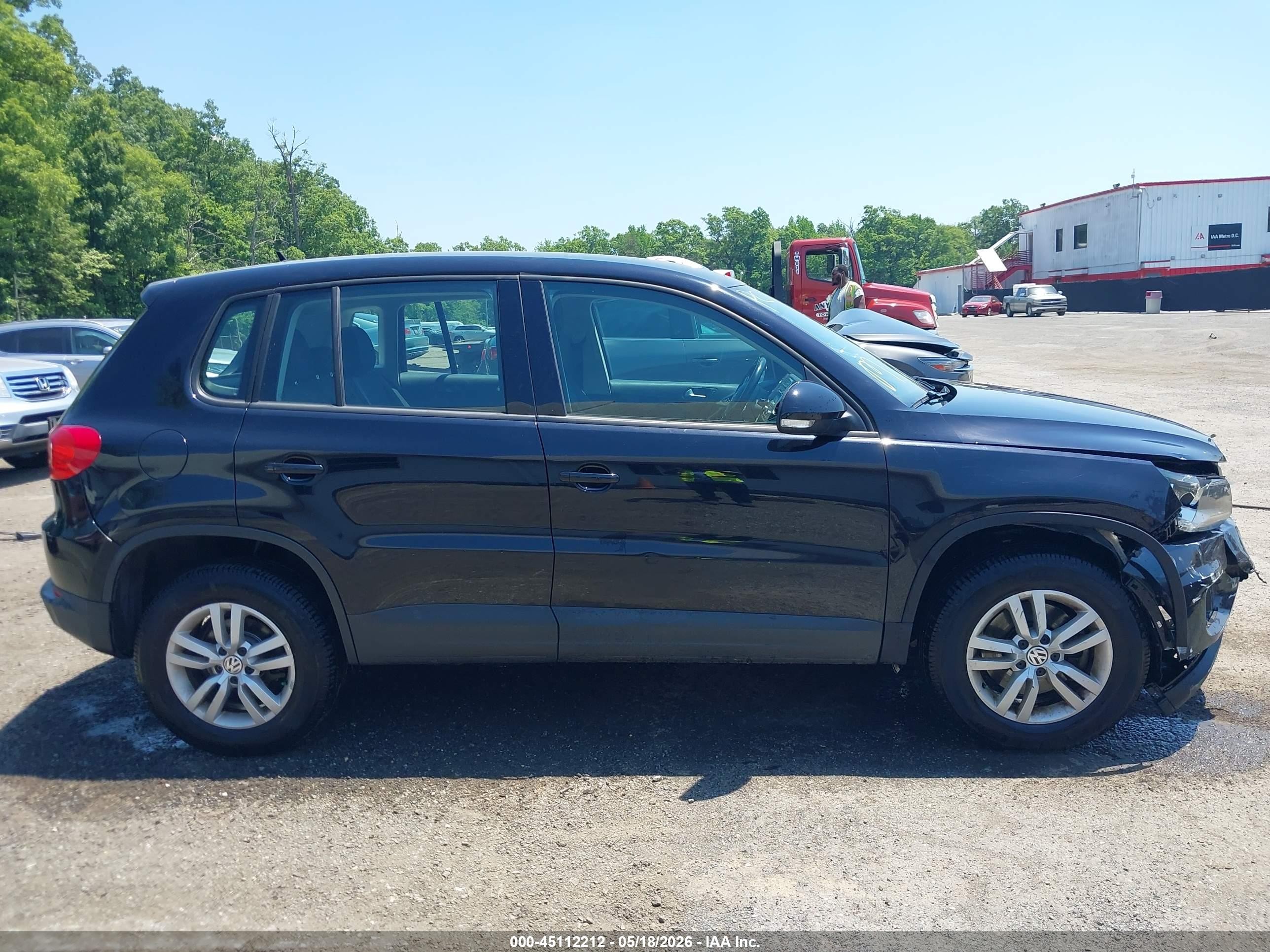 2013 Volkswagen Tiguan S/se/sel Черный vin: WVGAV3AX7DW601102