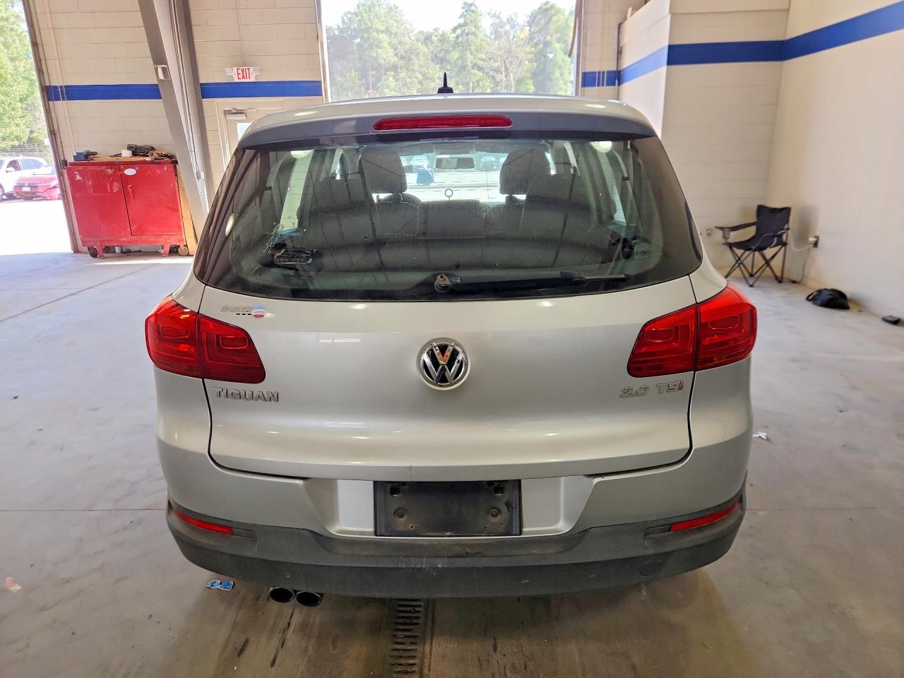 2013 Volkswagen Tiguan S Silver vin: WVGAV3AX7DW618031