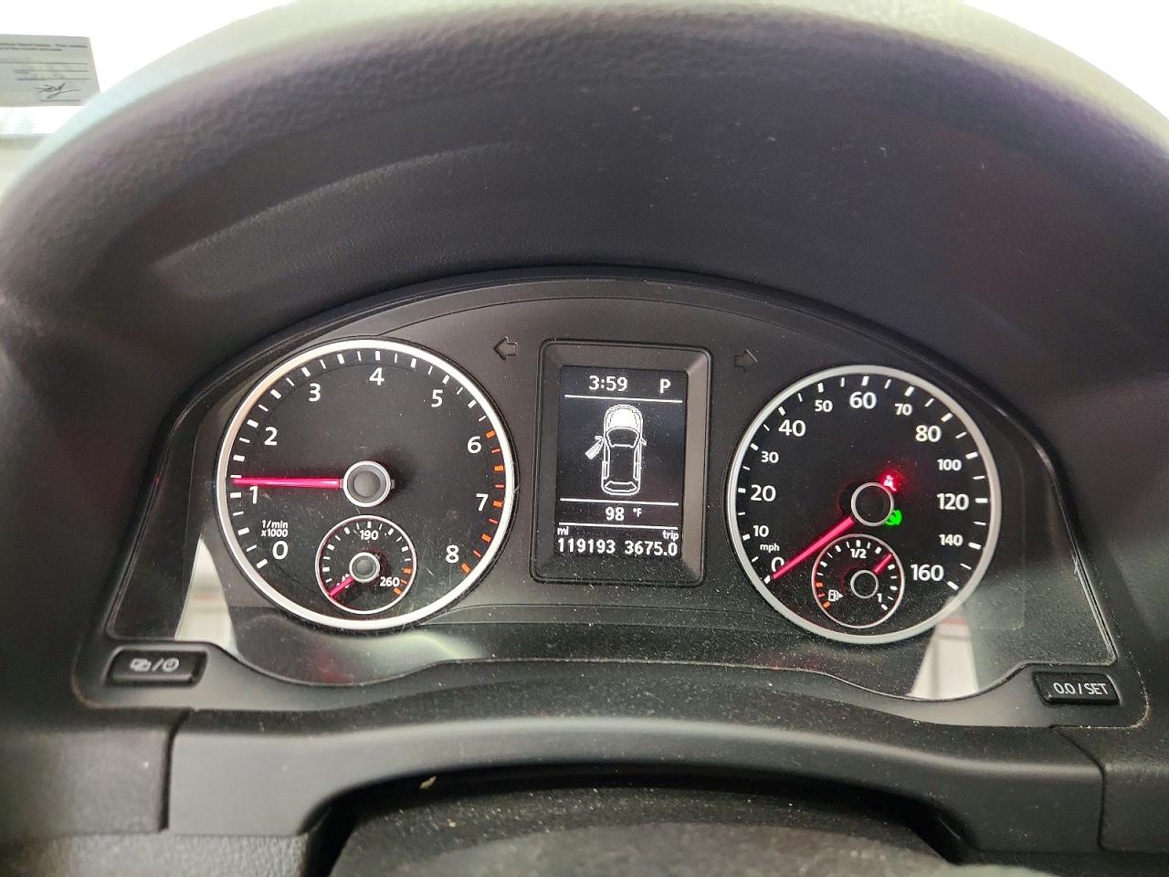 2013 Volkswagen Tiguan S Silver vin: WVGAV3AX7DW618031