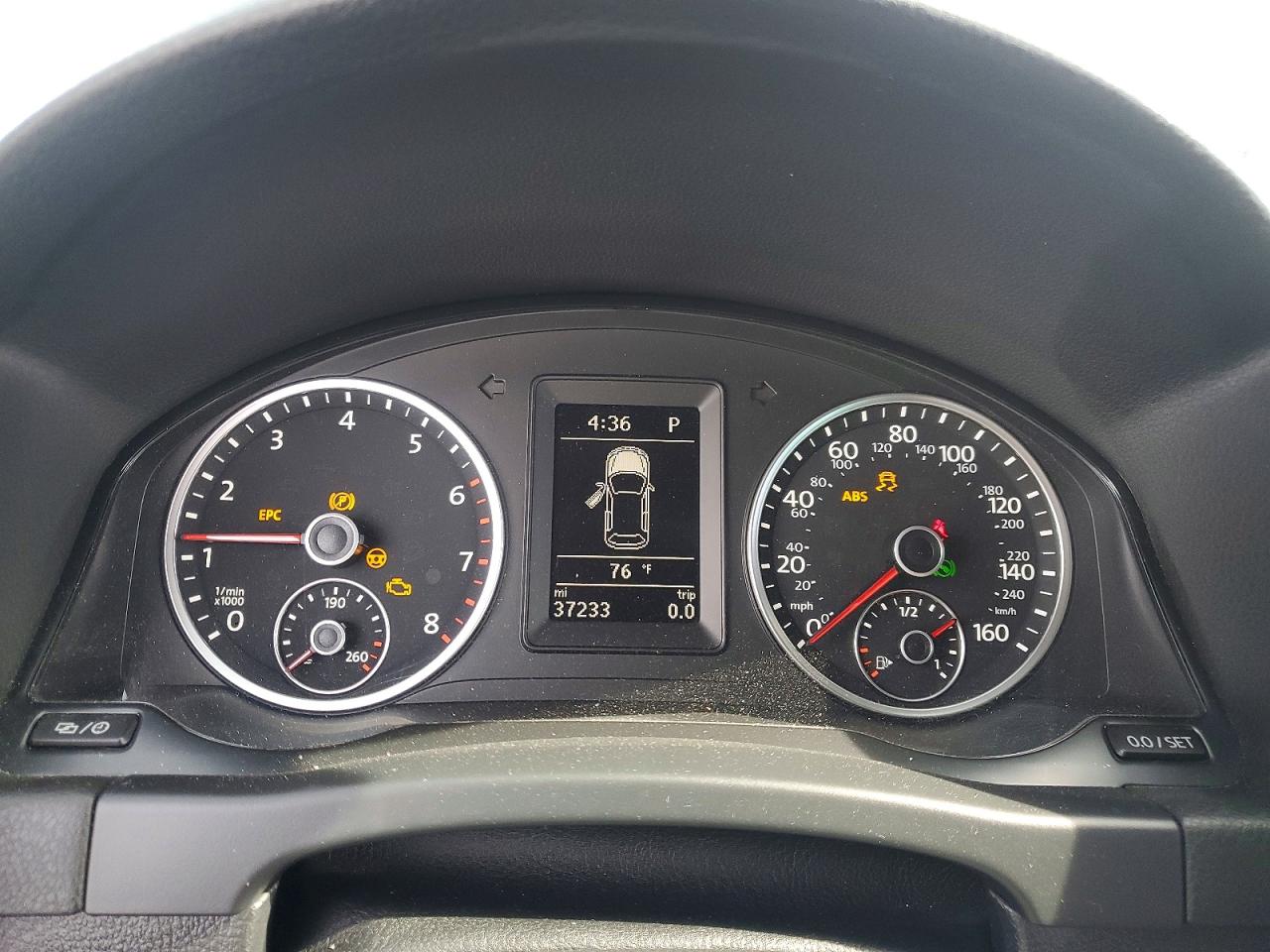2014 Volkswagen Tiguan S Silver vin: WVGAV3AX7EW055399
