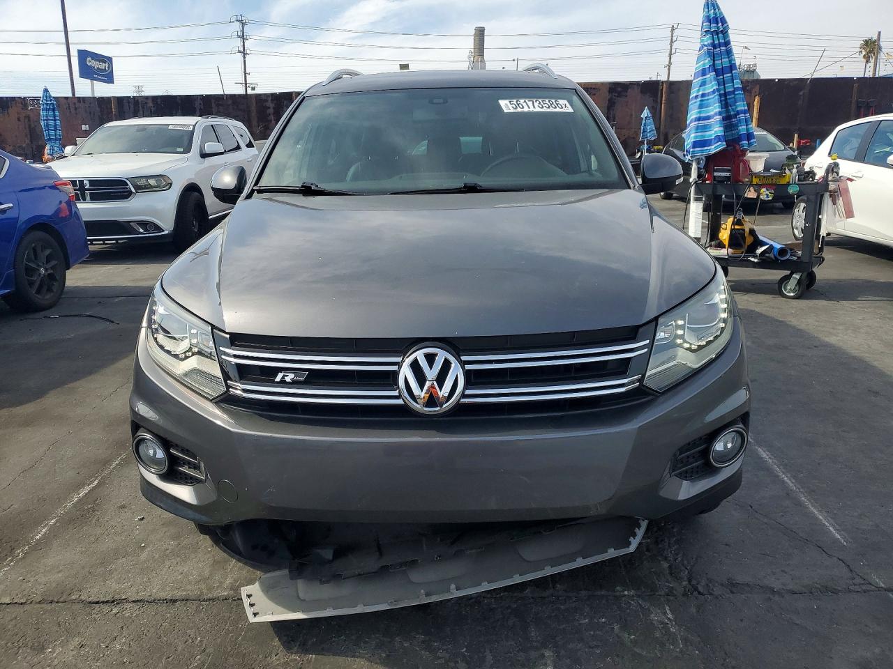 2014 Volkswagen Tiguan S Silver vin: WVGAV3AX7EW055399