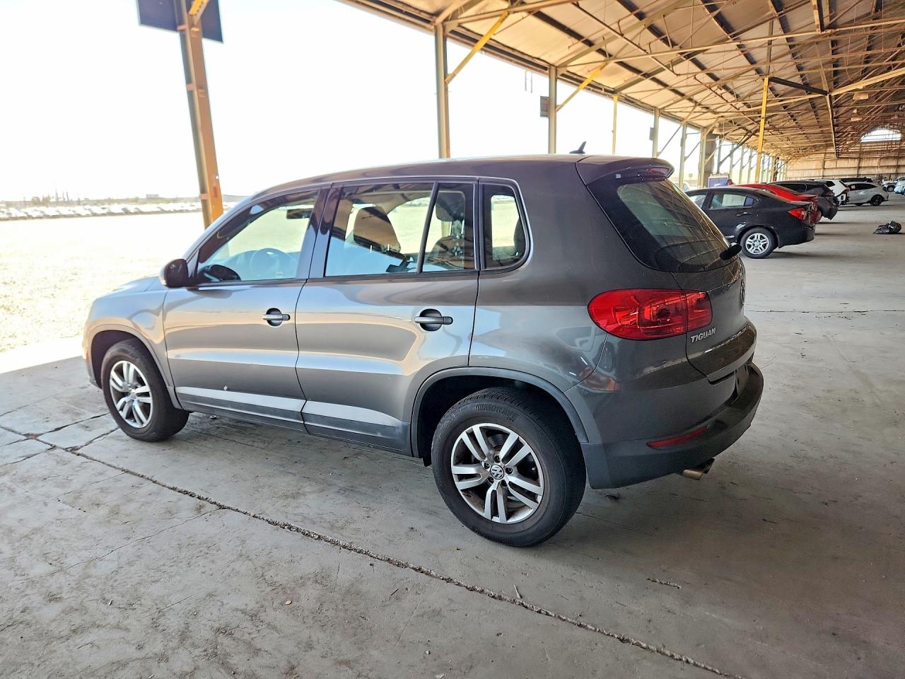 2014 Volkswagen Tiguan S Gray vin: WVGAV3AX7EW509702