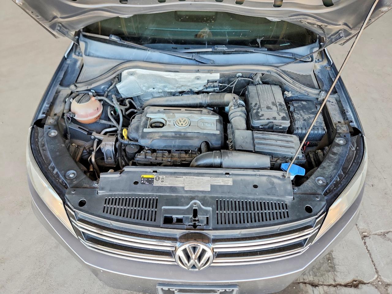 2014 Volkswagen Tiguan S Gray vin: WVGAV3AX7EW509702