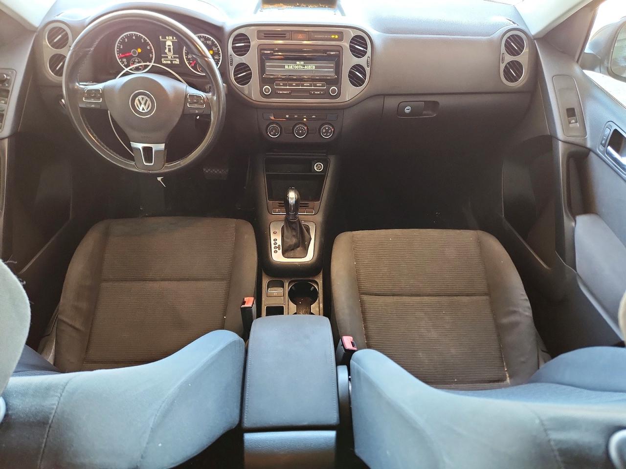 2014 Volkswagen Tiguan S Gray vin: WVGAV3AX7EW509702
