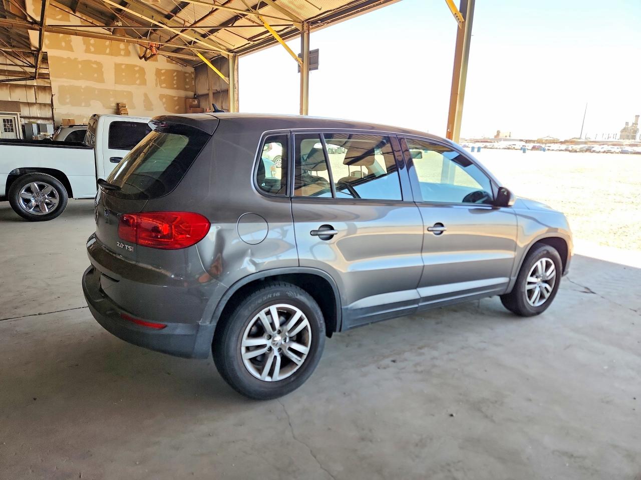 2014 Volkswagen Tiguan S Gray vin: WVGAV3AX7EW509702