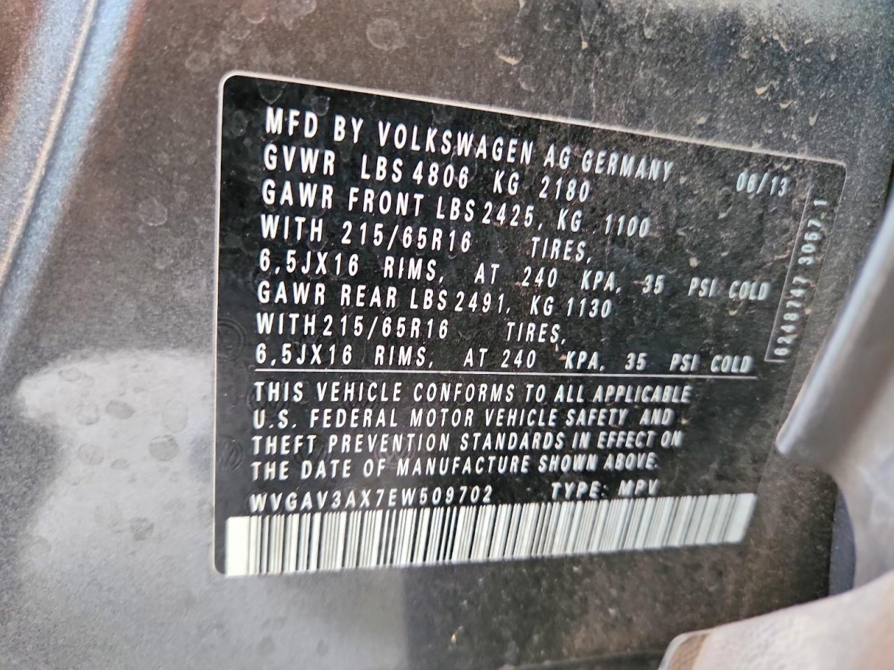 2014 Volkswagen Tiguan S Gray vin: WVGAV3AX7EW509702