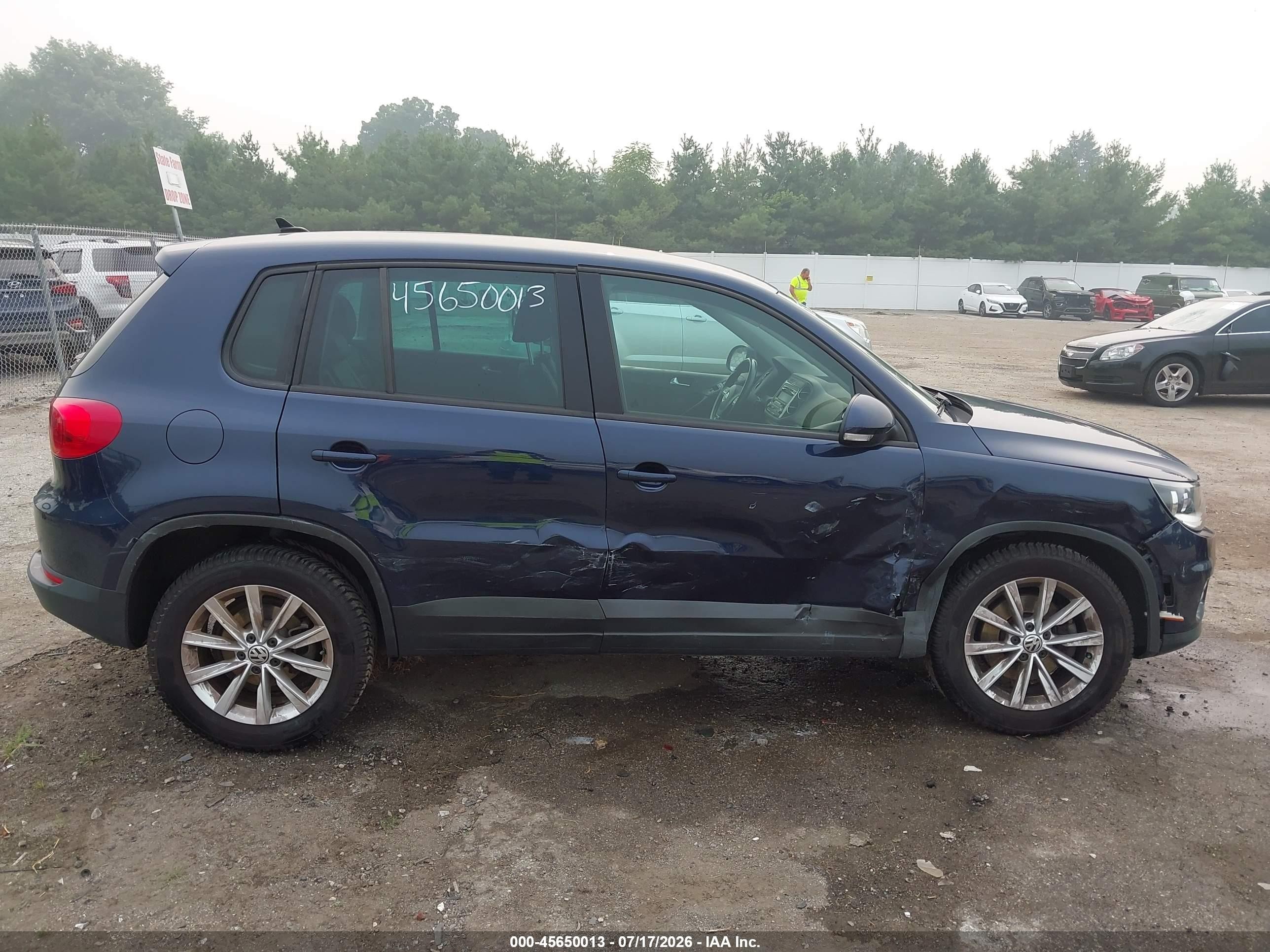 2014 Volkswagen Tiguan Se Navy vin: WVGAV3AX7EW519372