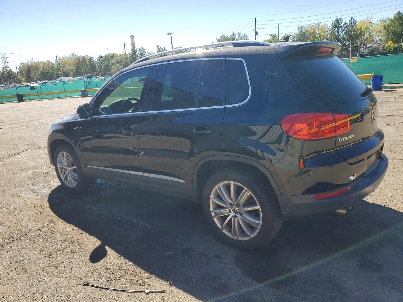 2014 Volkswagen Tiguan S Black vin: WVGAV3AX7EW554171