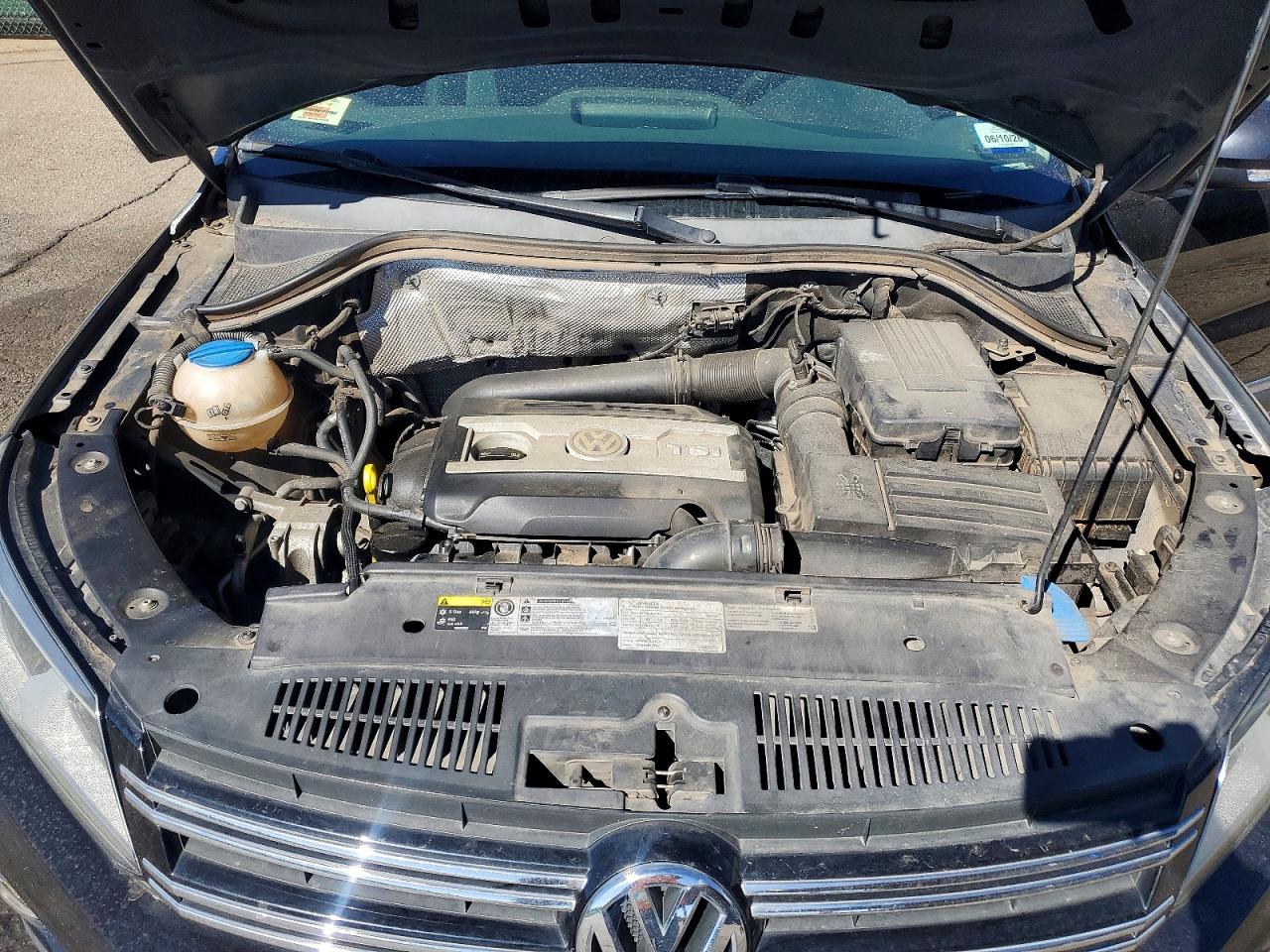 2014 Volkswagen Tiguan S Black vin: WVGAV3AX7EW554171
