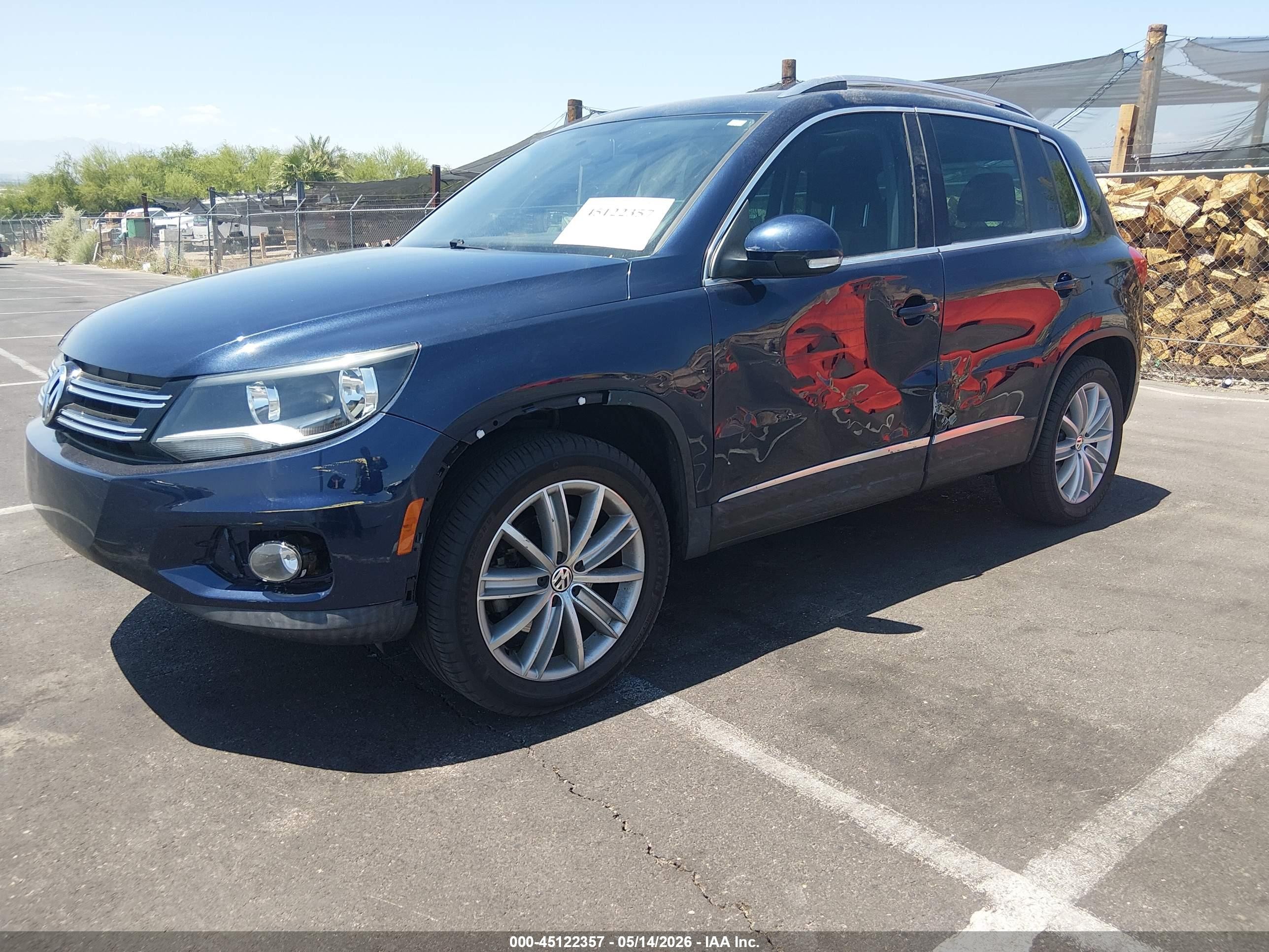 2014 Volkswagen Tiguan Sel Blue vin: WVGAV3AX7EW559659