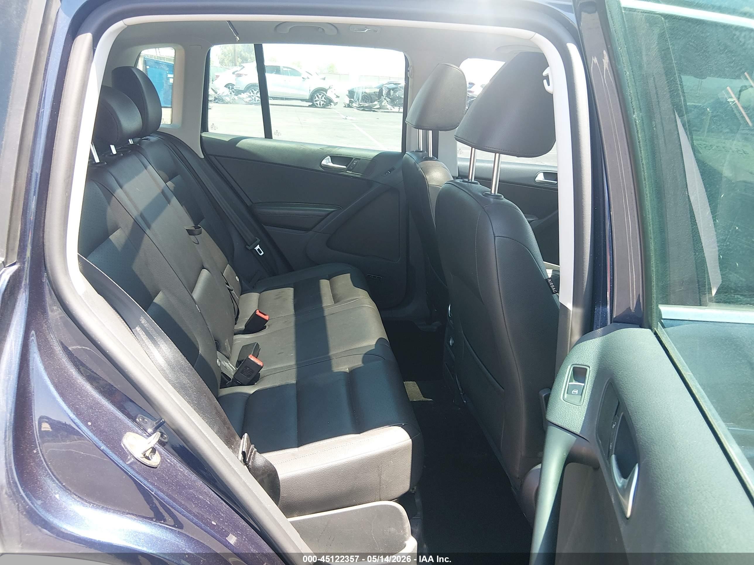 2014 Volkswagen Tiguan Sel Blue vin: WVGAV3AX7EW559659